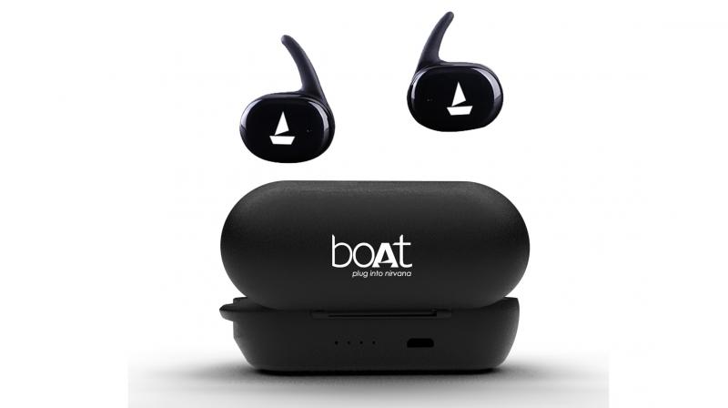 boAt Airdopes 211 have featherweight in-ear ergonomic finish.