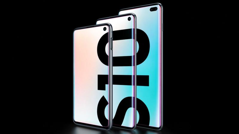Galaxy S10 is designed for those who want a premium smartphone with powerful performance and sets the stage for the next generation of mobile experiences.