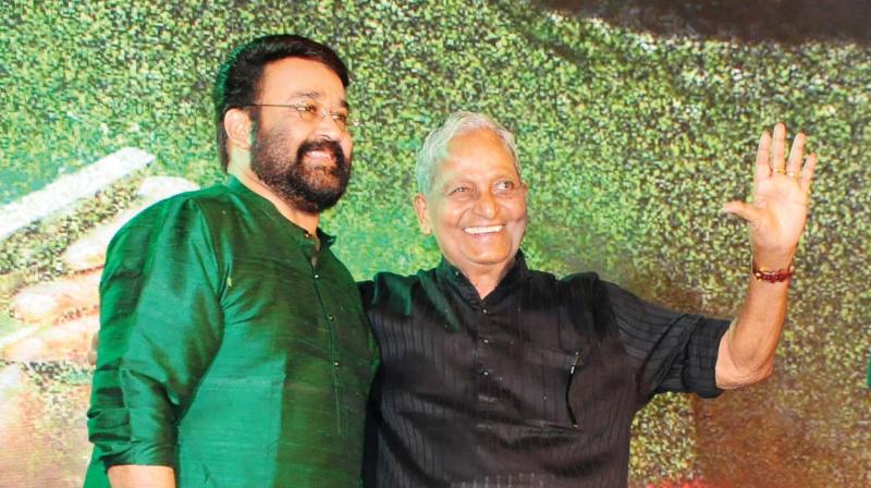Kalamandalam Gopi and actor Mohanlal at the Haritham programme, held to celebrate Gopi Asans 80th birthday, in Thrissur on Saturday. (Photo: Anup K. Venu)
