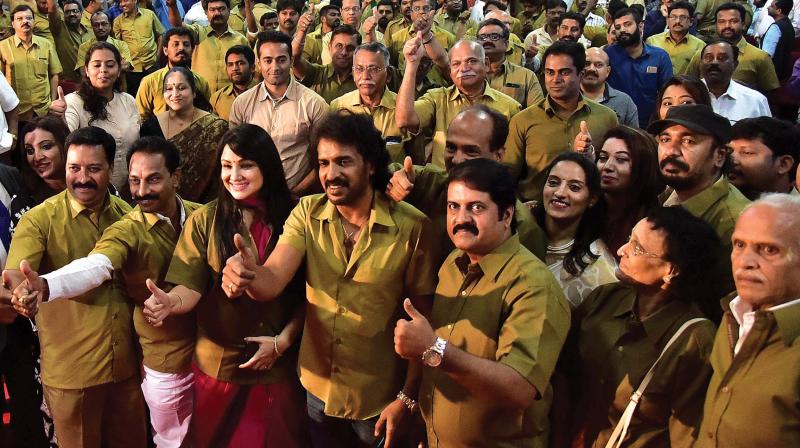 Actor Upendra and his supporters at the launch of his political party, Karnataka Prajnavanta Janata Party, in Bengaluru on Tuesday 	(Photo: DC)