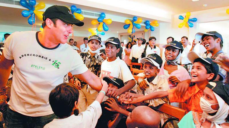 Salman Khan spends time with young cancer patients in an awareness event