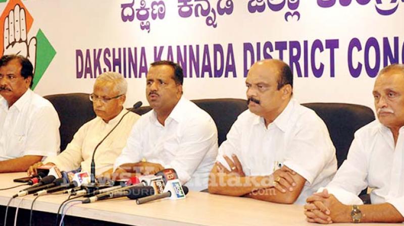 U.T. Khader and other DK Cong leaders in a file photo