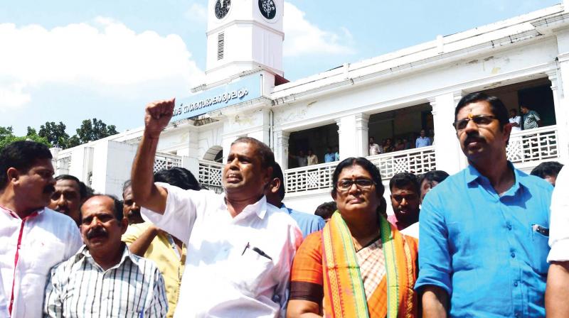 BJP councillors take out victory march after defeating no-confidence motion in Palakkad on Tuesday (Photo: DC)