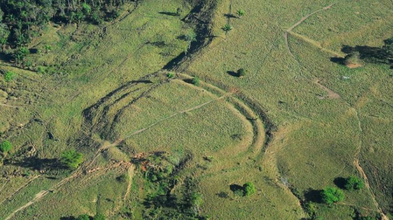 The research is based on state-of-the-art techniques used to reconstruct some 6,000 years of vegetation and fire history around two geoglyph sites. The research is based on state-of-the-art techniques used to reconstruct some 6,000 years of vegetation and fire history around two geoglyph sites.
