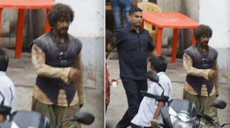 Aamir Khan snapped on the sets of Thugs of Hindostan in Mumbai. (Photo: Twitter)