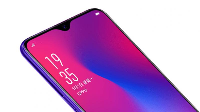 We could see the teardrop style notch from the OPPO R17 making its way to the OnePlus 6T, allowing for an even bigger screen-to-body ratio of 94 per cent.
