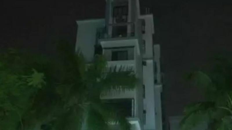 A 32-year-old screenplay writer allegedly committed suicide in 7 Bungalows area in Mumbai. (Photo: Twitter | ANI)