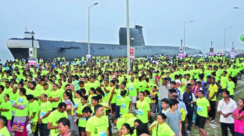 As part of Swarna Varsha celebrations of the Eastern Naval Command (ENC), the fourth edition of Vizag-Navy Marathon will be held on Beach Road on November 12. (Photo: DC/file)