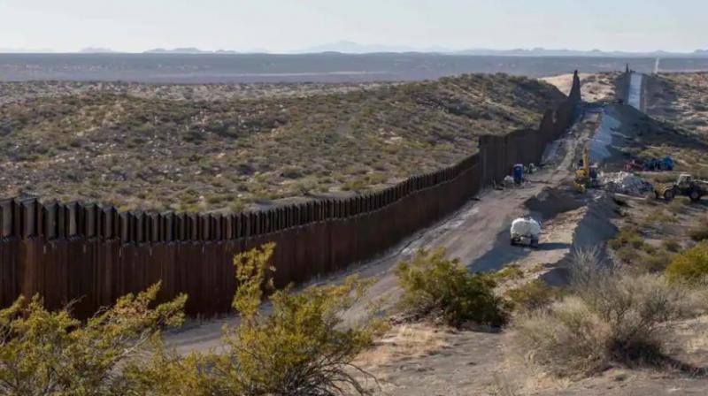 This photo shows the border fence under construction near New Mexicos Highway 9, near Santa Teresa on December 23, 2018. - The US government began a Christmastime shutdown early on December 22, after Congress adjourned without passing a federal spending bill or addressing President Donald Trumps demand for money to build a border wall. (Photo: AFP)