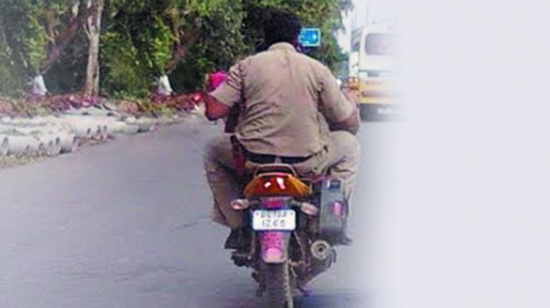 Vizag police - commissionerate has over 2,800 personnel.