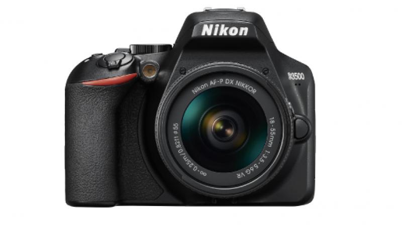 The D3500 has an effective pixel count of 24.2MP and supports a standard sensitivity range of ISO 10025600.