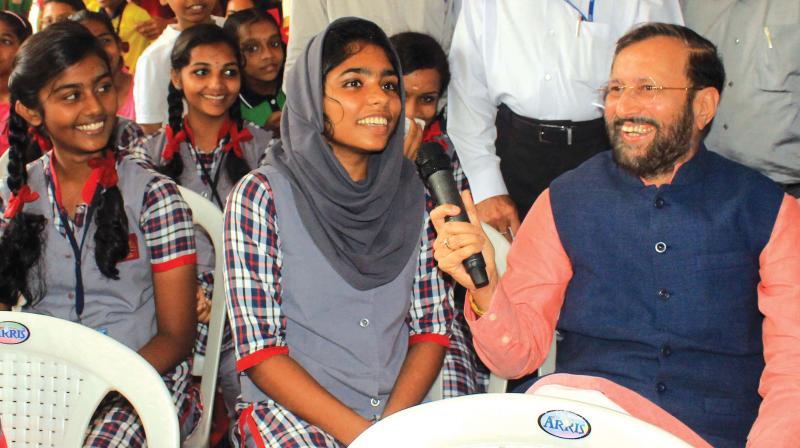 Union HRD Minister Prakash Javadekar interacts with students at Kendriya Vidyalaya NAD, Aluva  on Sunday. (Photo: DC)