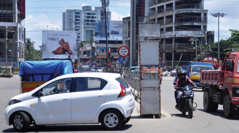 Kochi City Traffic Police has launched a special drive from Tuesday against the rampant practice.