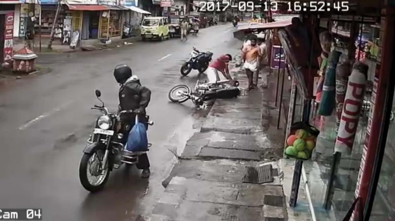 Video grab of Sudheer being beaten up by miscreants at Attingal.