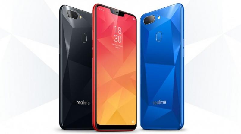 The Realme 2 costs Rs 8,990 for the 32GB variant and Rs 10,990 for the 64GB variant.