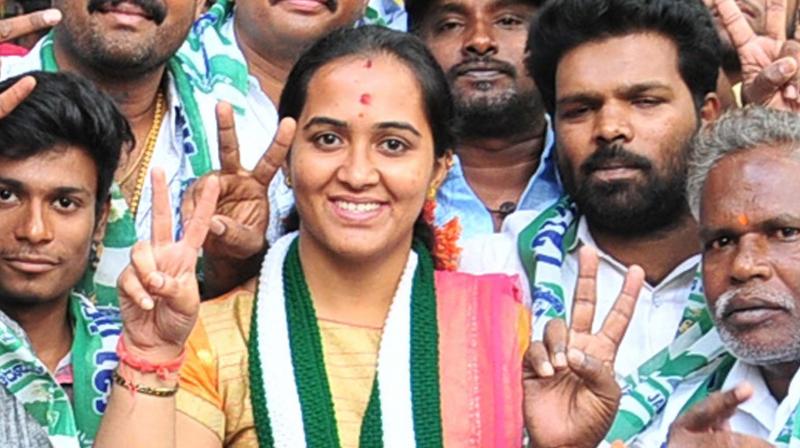 JD (S) candidate Aishwarya B.N. after winning the election