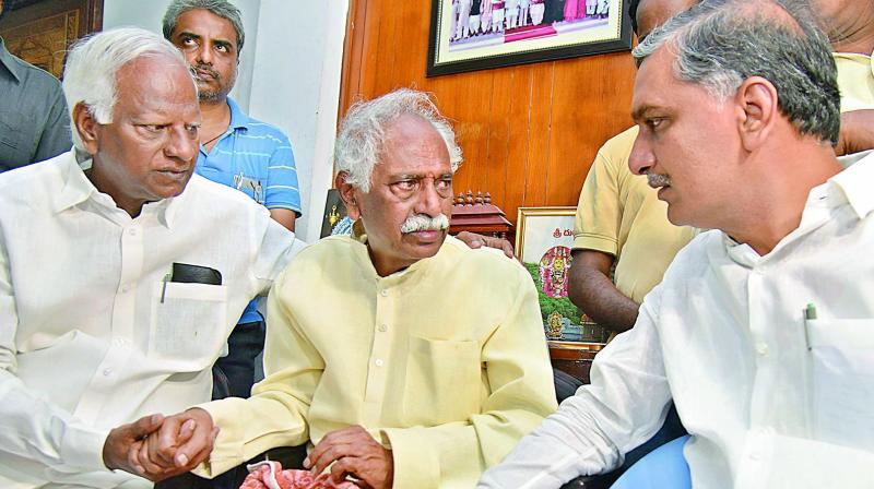Sources said some of his family members and BJP leaders requested the hospital not to break the news to Mr Dattatreya immediately.
