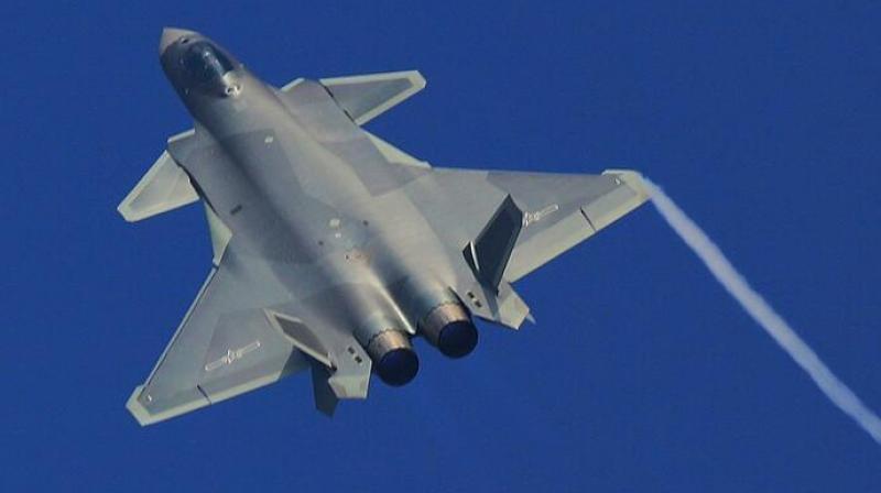 Chinas J-20 stealth fighter, the new-generation warcraft, will make its public debut at the show to be held in Zhuhai City of Guangdong province from November 1 to 6. (Photo: Twitter)