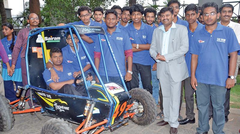 Sai Prakash Leo Muthu along with the winners of the competitions, on Friday. (Photo:DC)