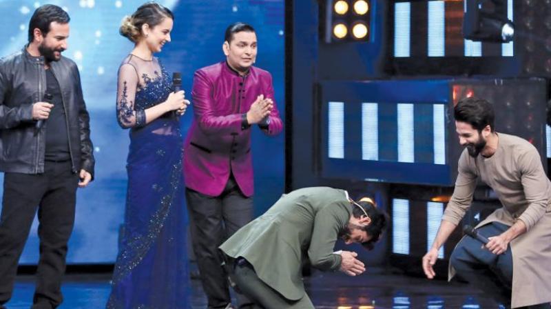 Shahid Kapoor, Saif Ali Khan and Kangana Ranaut on the sets of Indian Idol 9