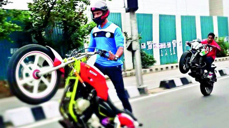 The youngsters have preferred the ghat roads for racing during the winter season as the police vigil is very low in those areas.