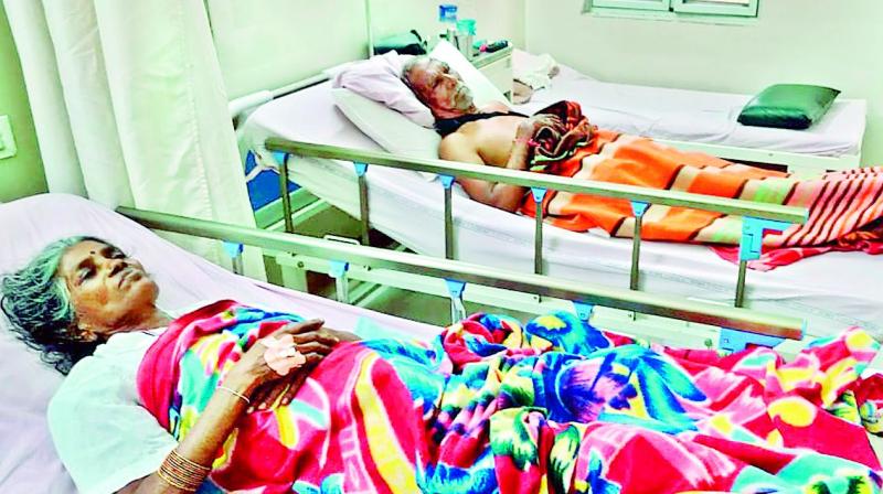 K. Siddhappa and and K. Rajamani under going treatment at NIMS Hospital.