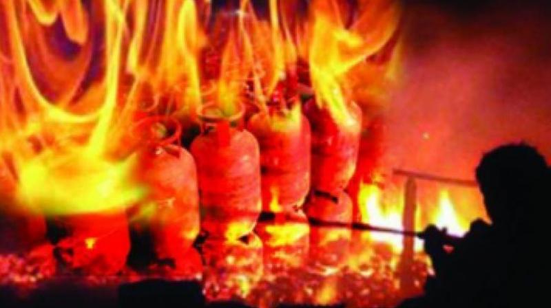 Three persons from Bihar, who sustained severe burns in a fire caused by a gas leakage while cooking, died on Tuesday.