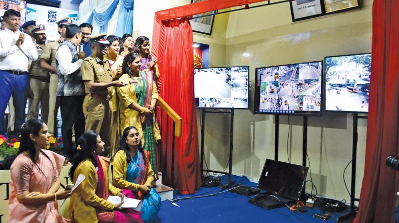 RCC diva Foundation in association with Tamil Nadu Police and Project team director Manisha Pramod Chordia inaugurates 250 CCTV cameras installed in Chennai as part of third eye, a campaign by Chennai Commissioner of Police A K Viswanathan at Maharashtra Bhavan, EVK Sampath Road, Vepery.	 (Photo: DC)