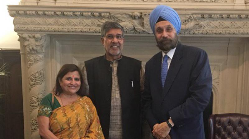 Nobel laureate Kailash Satyarthi with  Indian Ambassador to the US Navtej Sarna and his wife (Photo: Twitter)