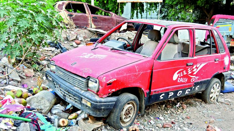 Seized vehicles are seen rotting outside the Chilkalguda police station.  (Photo:DC)