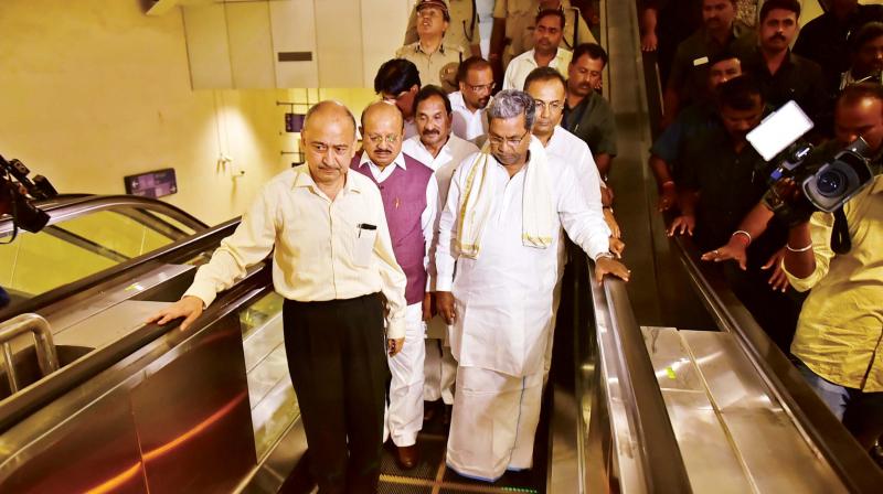 Chief Minister Siddaramaiah inspecting Phase I of Namma Metro in Bengaluru on Thursday. It will be inaugarated by President Pranab Mukherjee on Saturday	(Photo:DC)