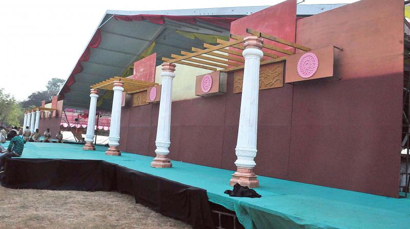 Preparations underway for the 82nd Akhila Bharath Kannada Sahitya Sammelana, in Raichur on Thursday. (Photo: DC)