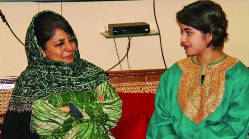 Zaira Wasim, after she was forced by trolls to apologise for meeting Jammu and Kashmir chief minister Mehbooba Mufti.(Photo: PTI)