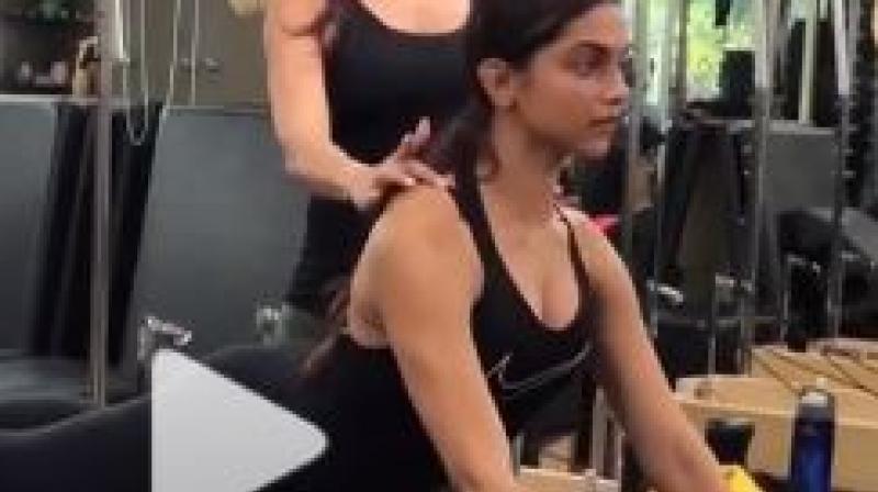Screenshot of Deepika Padukone working out. (Photo: Instagram)