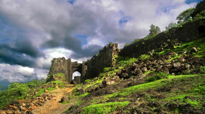 Maharashtra Tourism Development Corporation brings the coolest places for this summer vacation to enjoy the scenic beauty.
