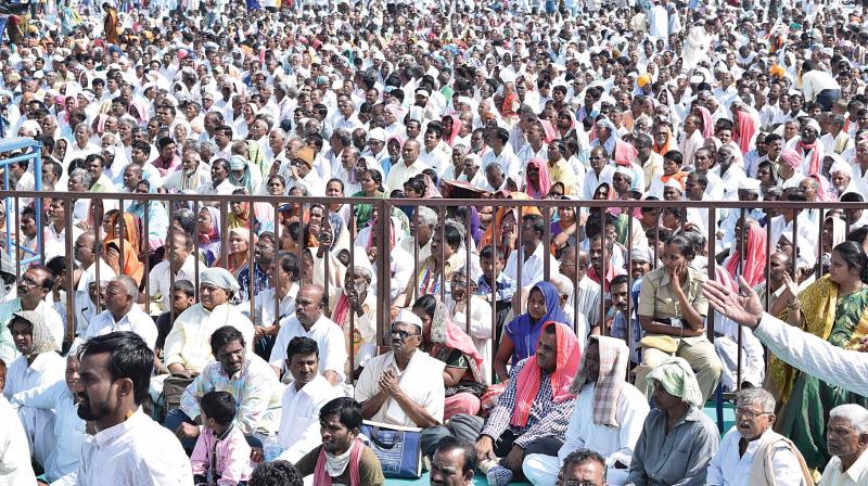 Pancha Peeta seers to Siddaramaiah: No need for panel, dissolve it