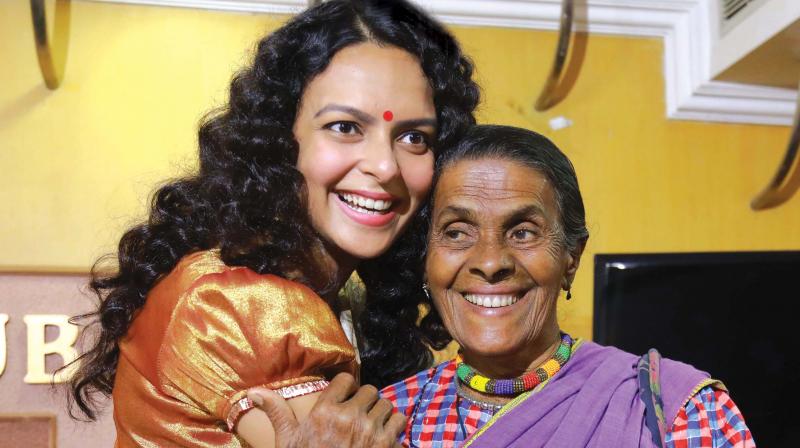 Bidita with Daya Bai. (Photo: Arun Chandra Bose)