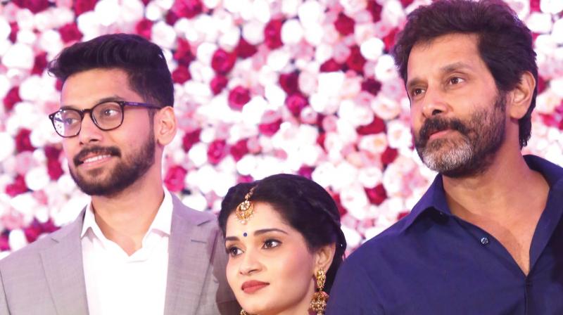 Vikram reportedly gave chance to all the fans to come on stage and wish the couple.