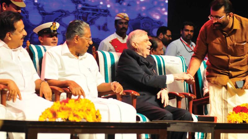 Governor P. Sathasivam greets speaker P. Sreeramakrishnan as Opposition leader Ramesh Chennithala and Chief Minister Pinarayi Vijayan look on during the valedictory function of the Loka Kerala Sabha in Thiruvananthapuram on Saturday.  (Photo: A.V. MUZAFAR)