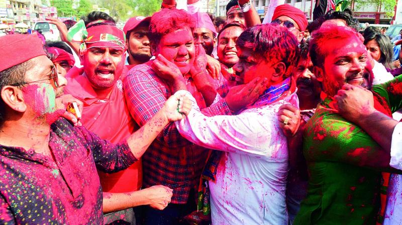 Samajwadi Party supporters celebrate their success in Phulpur and Gorakhpur bypolls in Allahabad. (Photo: PTI)