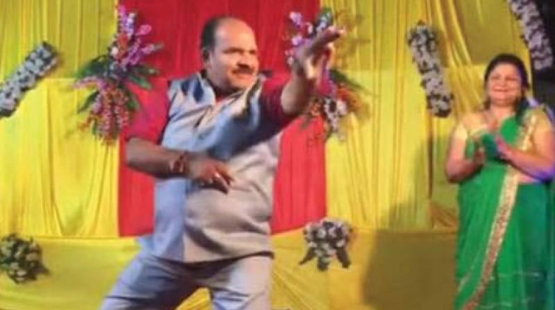 The video which is doing rounds in social media since Thursday, was shot on May 12 during the ladies sangeet of Sanjeevs brother-in-law in Gwalior. (Screengrab)