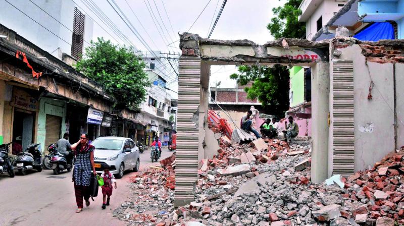 The road widening process is underway between Hussainialam and Vazir Ali Mosque in Fateh Darwaza in Old City. About 170 properties are being demolished.   (Image: DC)