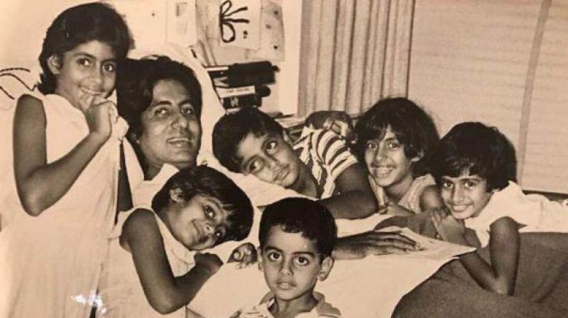 Amitabh Bachchan with the kids. (Pic: Instagram/bachchan)