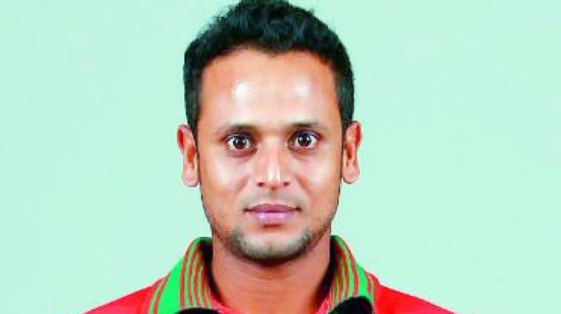 Bangladesh player refused bail in girlfriend photos case