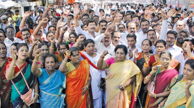 TN BJP secretary leads a protest to condemn Sidhus remarks and demanded an apology in Chennai on Tuesday. (Photo: DC)