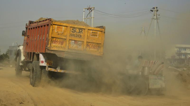Maharashtra: Six dead as sand truck hits bus