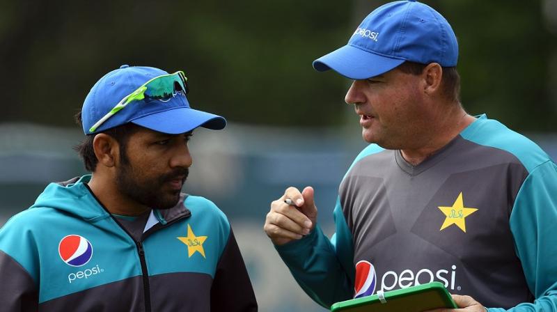 Arthur said PCB chairman Ehsan Mani spoke with him and chief selector Inzamam-ul-Haq before reappointing Sarfraz as captain. (Photo: AFP)