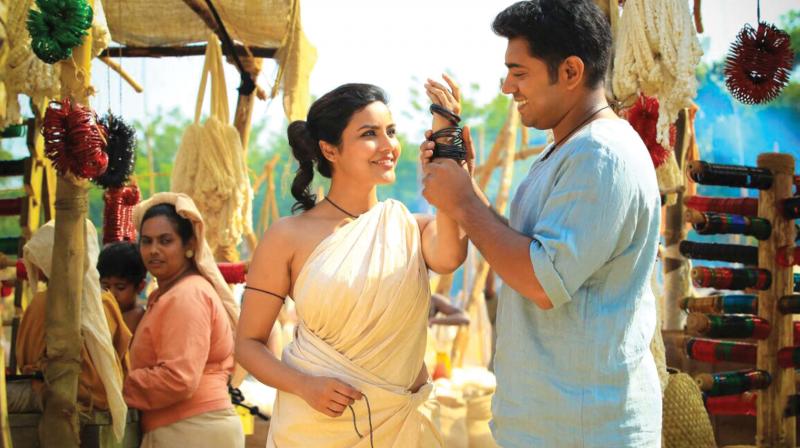 A still from the movie Kayamkulam Kochunni.