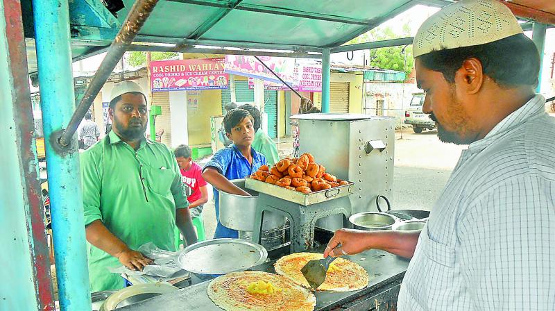 Ibrahim and Mustafa have started an Udupi eatery in the Barkas locality of Old City. It is the first stall in the neighbourhood dominated by the members of the Arab community. (Photo: DC)
