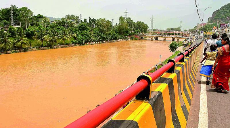 A view of the Krishna eastern main canal in Vijaywada the banks of which would be beautified. (Photo: DC)